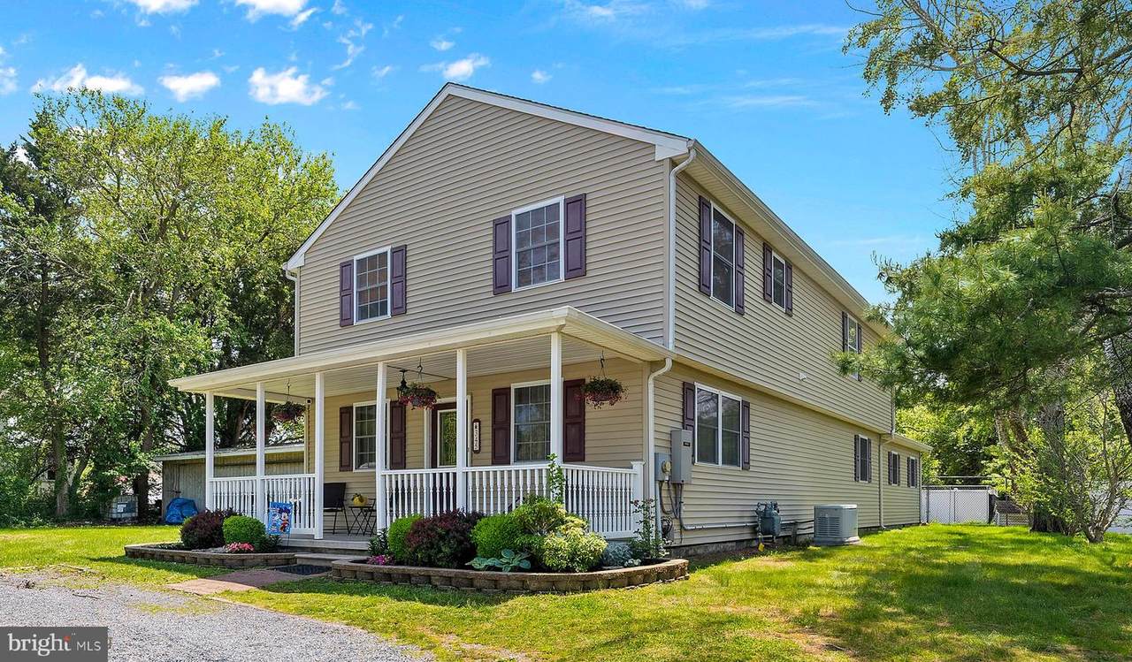 345 Willow Drive - Photo 1