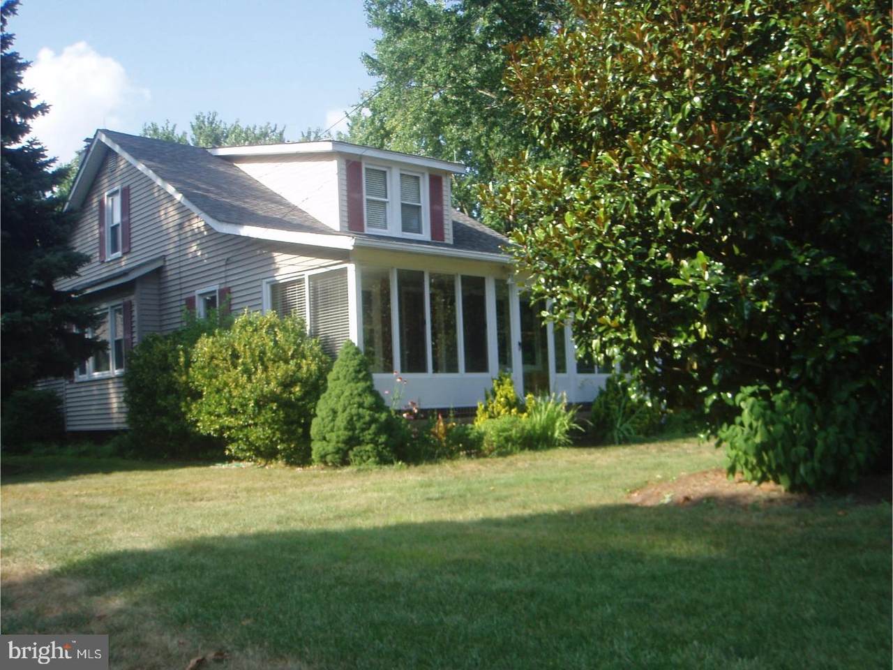 1052 Edinburg Road - Photo 1