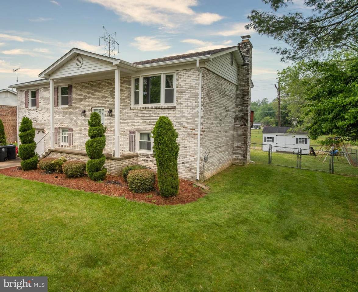 3744 Stonesboro Road - Photo 1