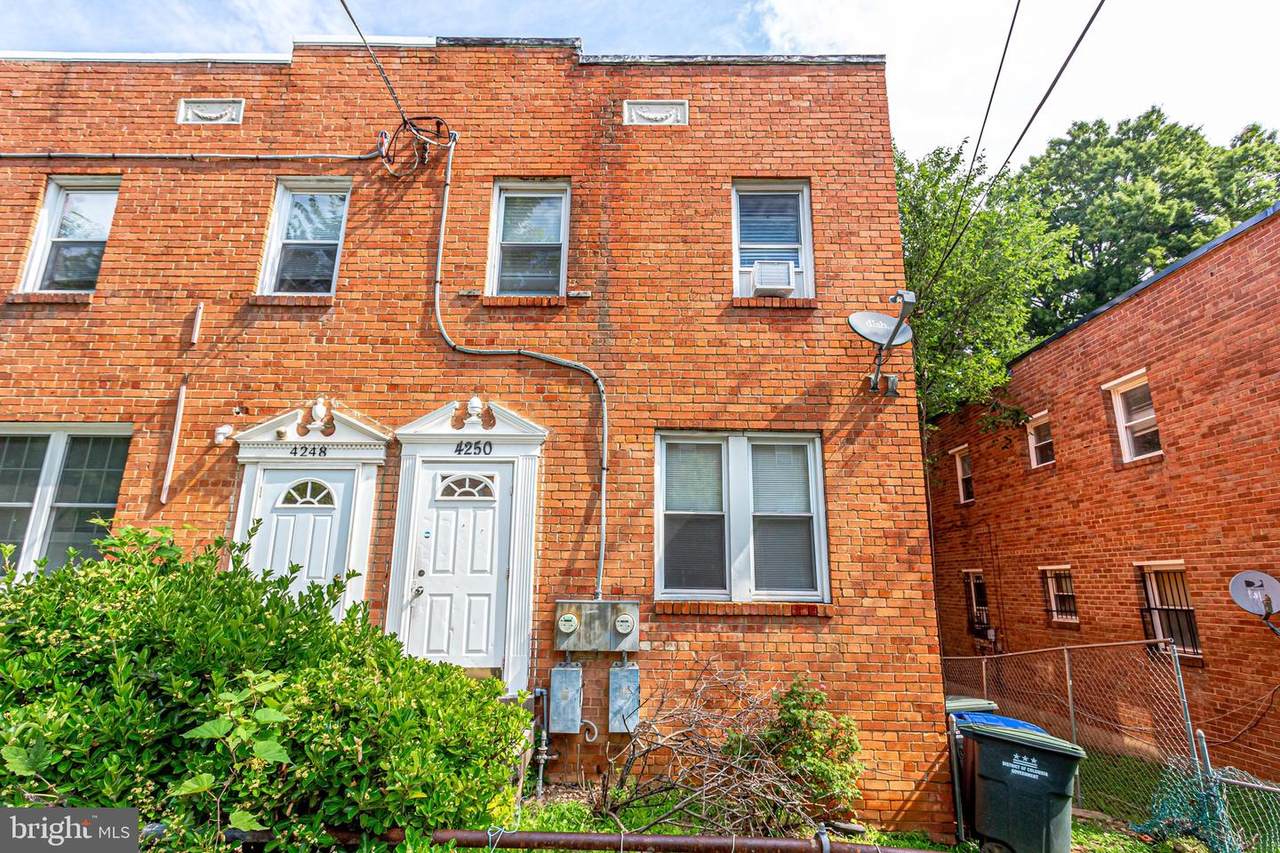 4250 Edson Place - Photo 1
