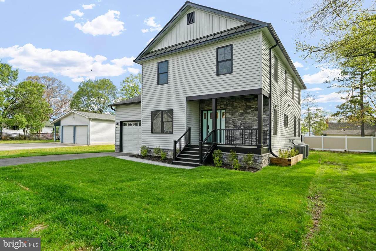 5987 6TH Street - Photo 1