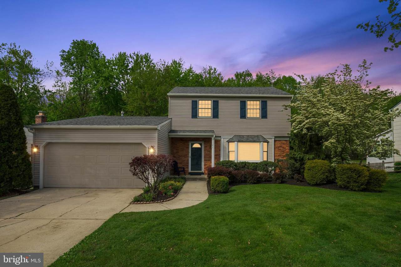 21 Mindy Drive - Photo 1
