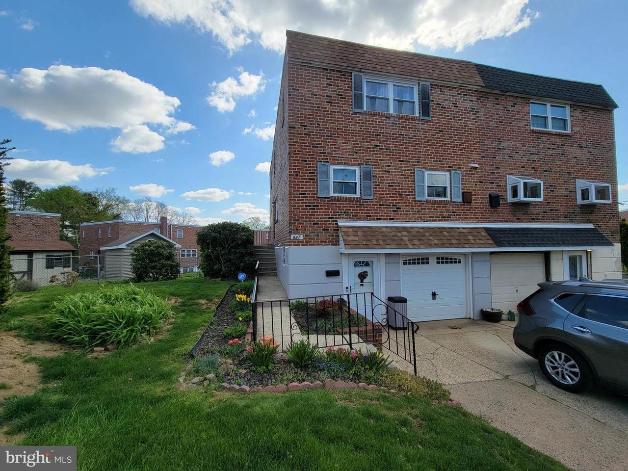 821 Bergen Street - Photo 1