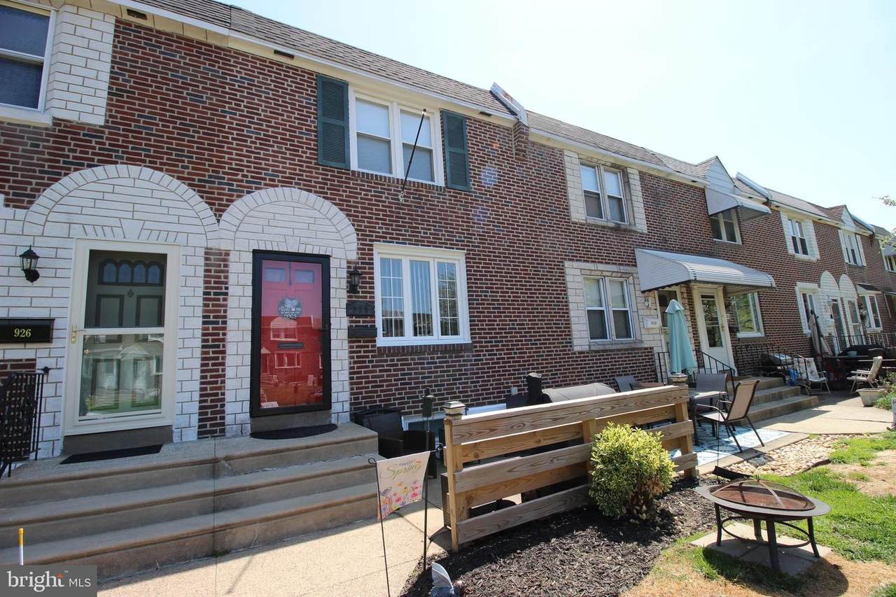928 Maple Avenue - Photo 1