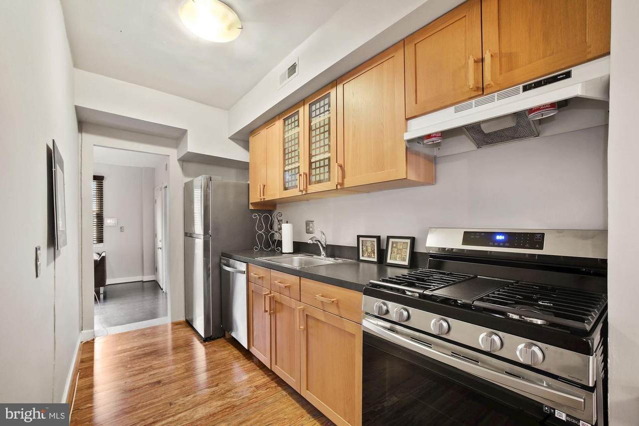 1337 Adams Street - Photo 1