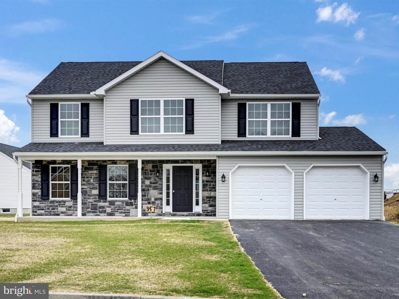372 Luisa Court - Photo 1