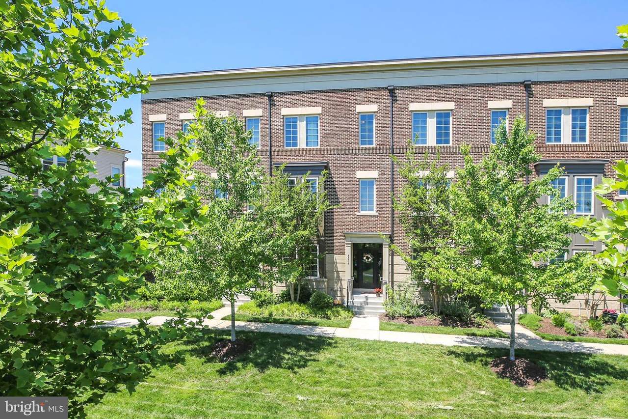 22808 Goldsborough Terrace - Photo 1