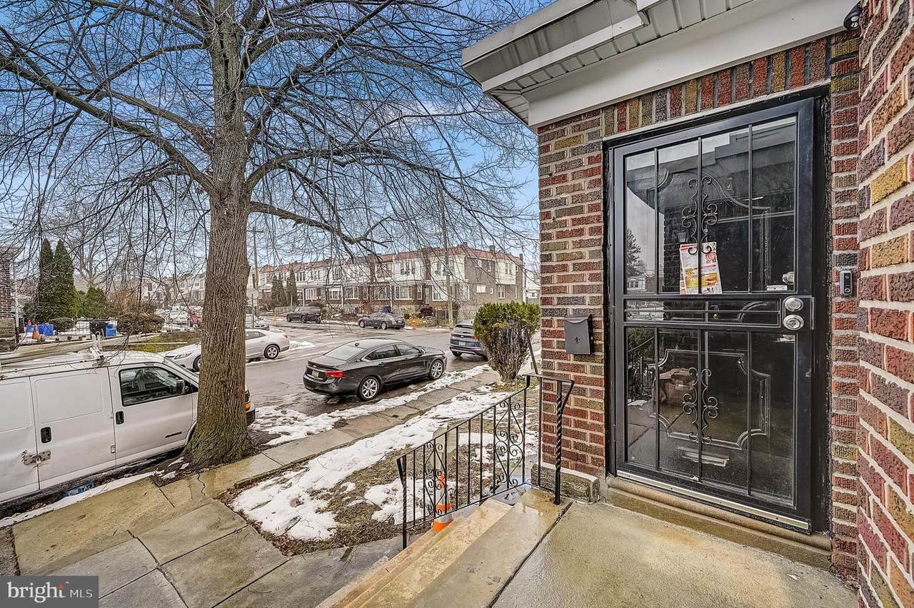 7171 18TH Street - Photo 1