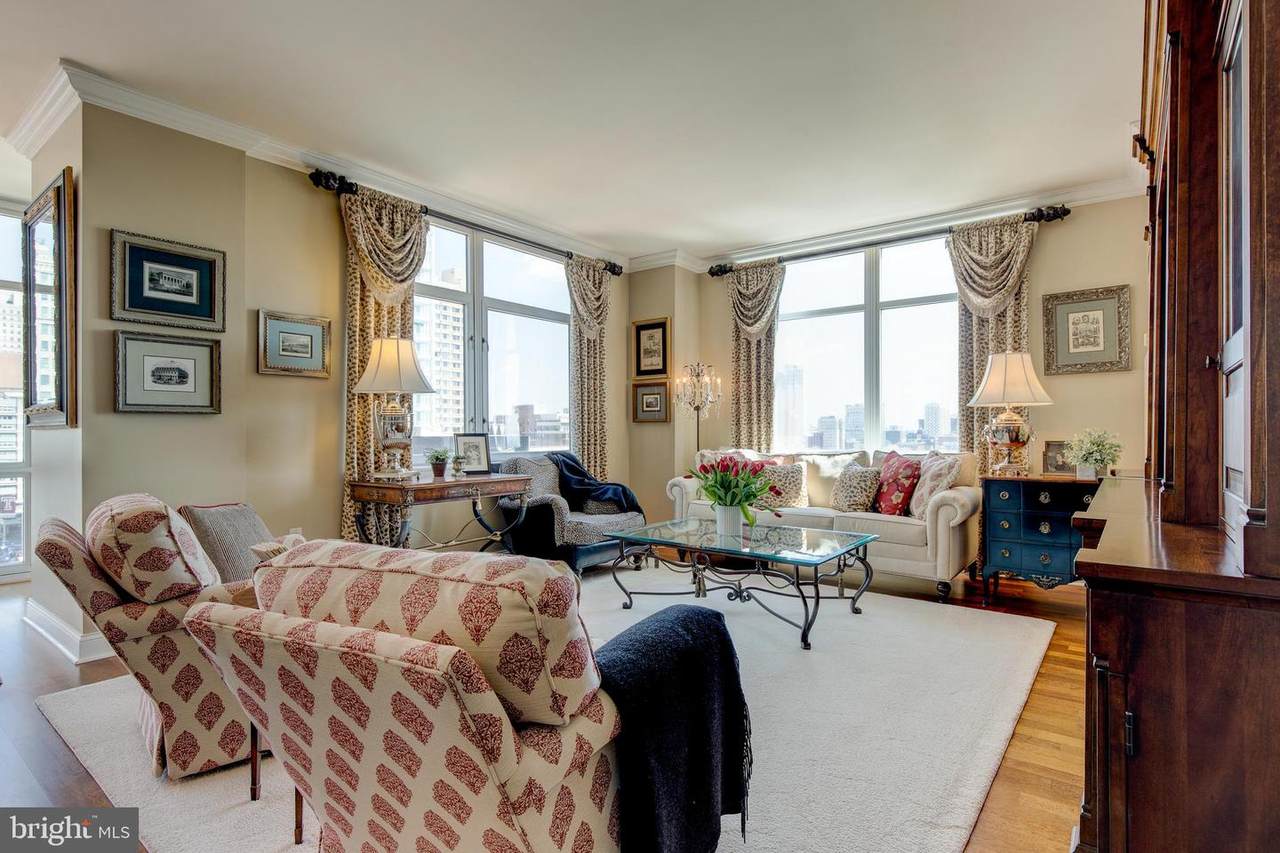 440 Broad Street - Photo 1