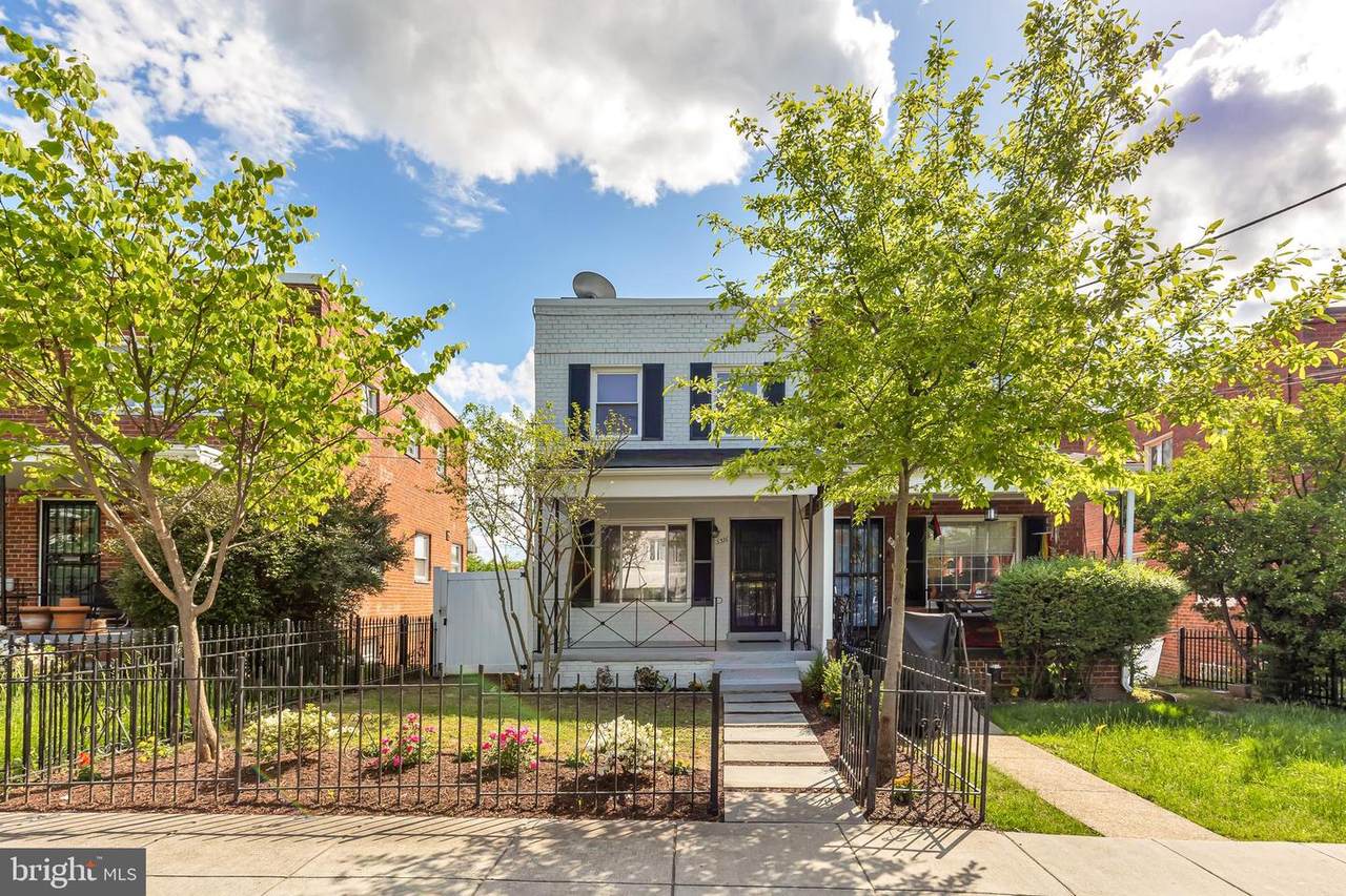 5376 Chillum Place - Photo 1