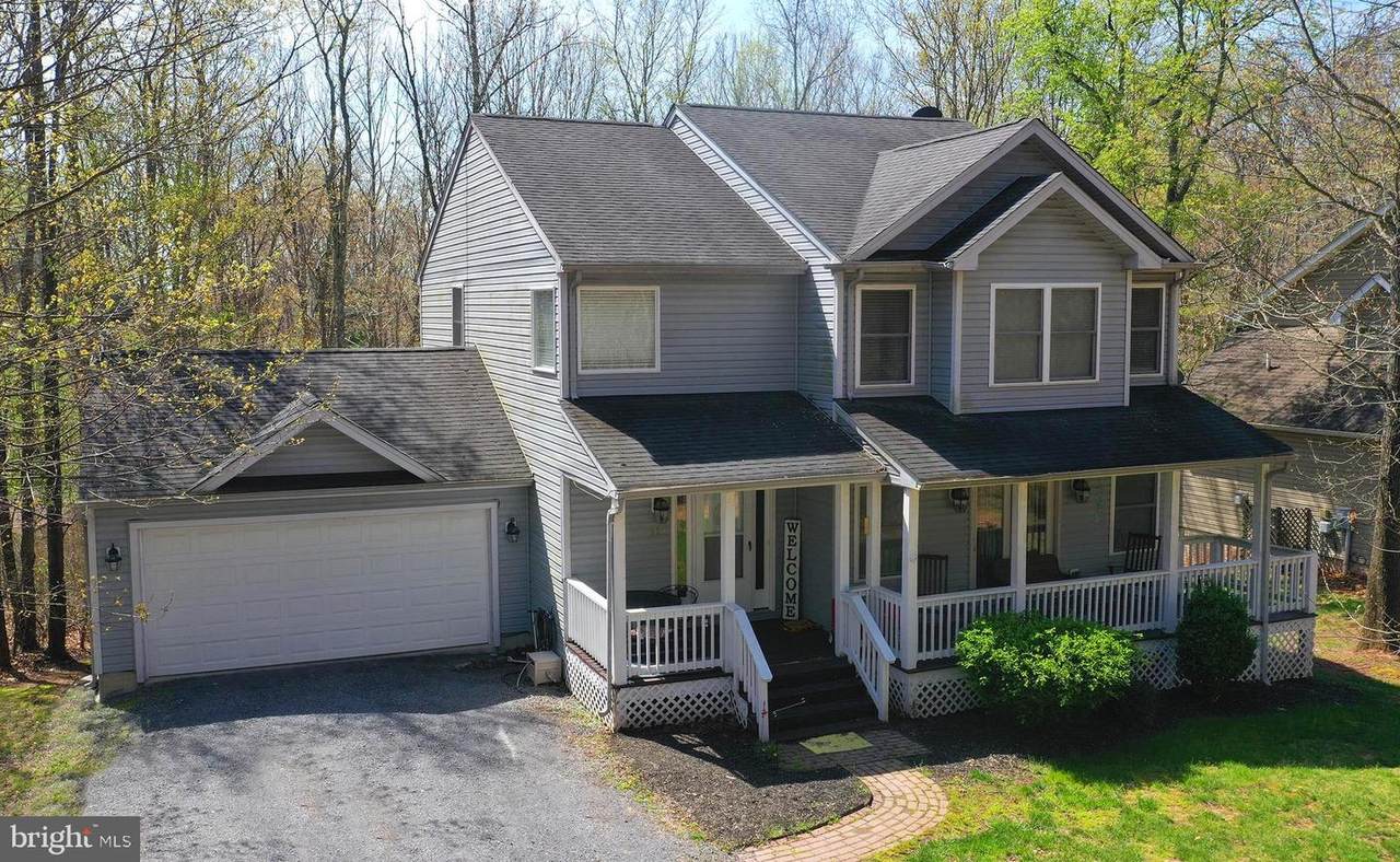 321 Laurel Drive - Photo 1