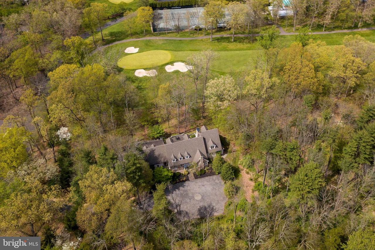 205 Rolling Hill Road - Photo 1