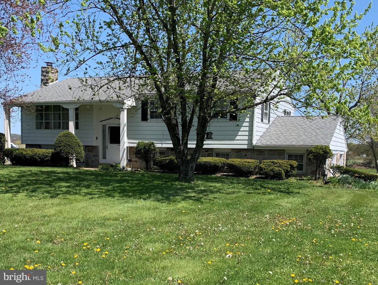 3032 Charlotte Street - Photo 1