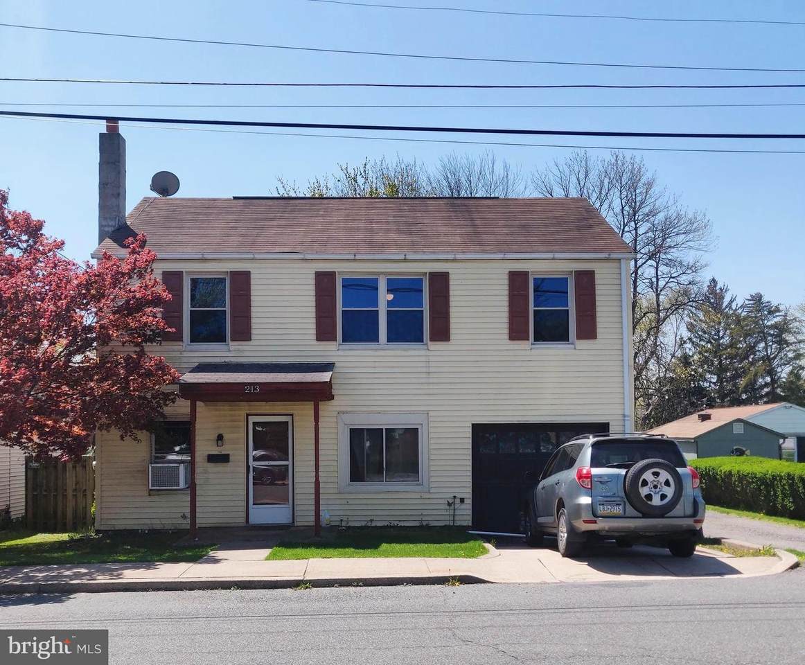 213 Walnut Street - Photo 1