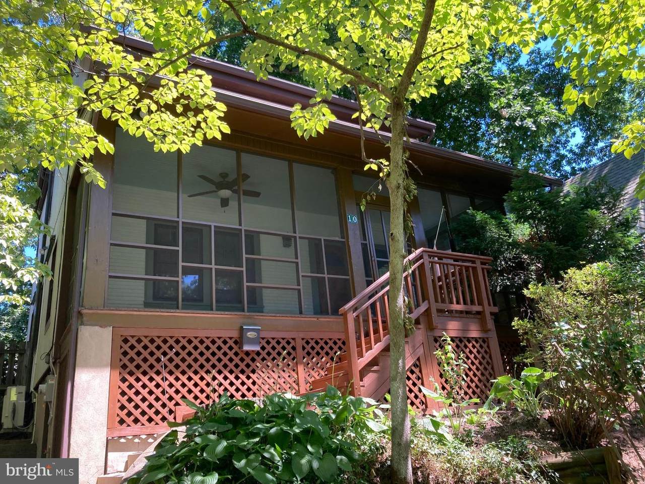 10 Valley View Avenue - Photo 1