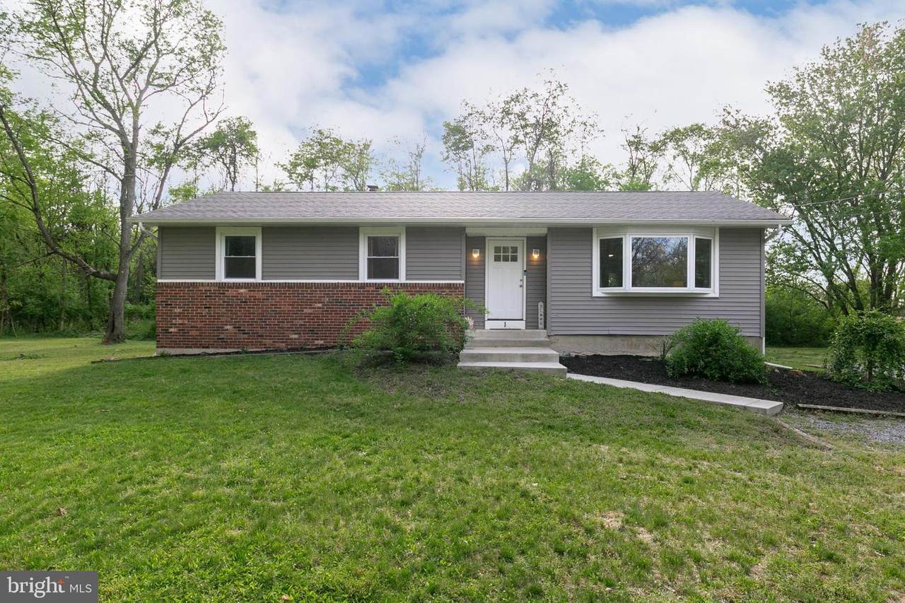 1 Ruby Avenue - Photo 1