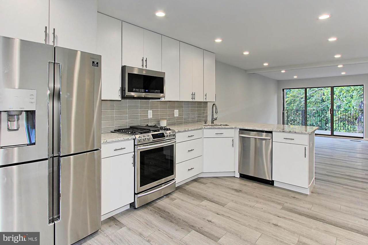 11159 Saffold Way - Photo 1