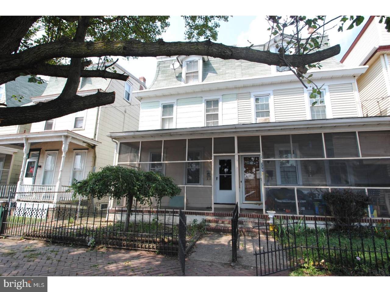 231 Broad Street - Photo 1