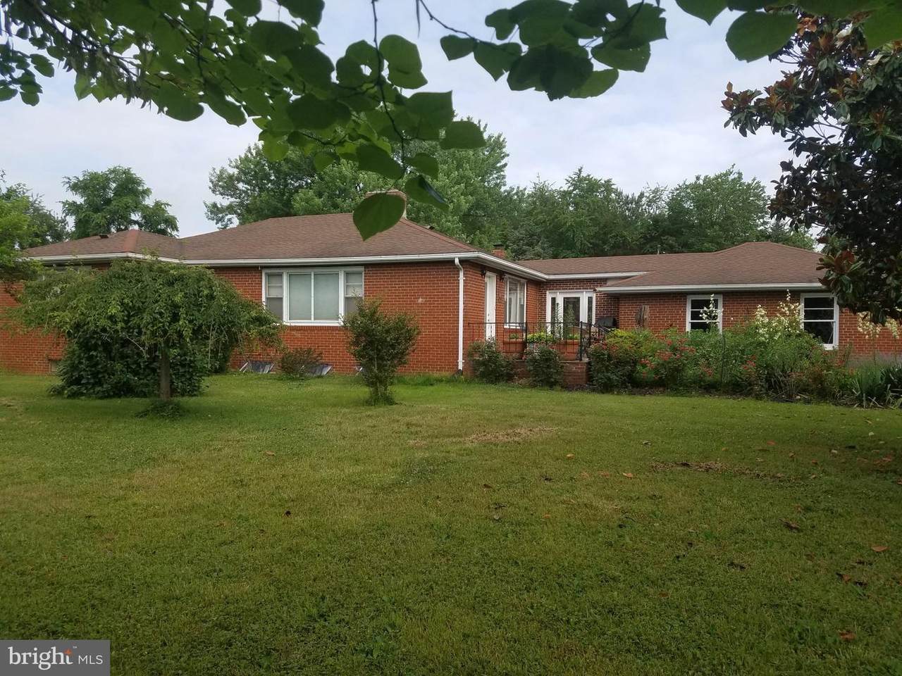 24575 Arcola Mills Drive - Photo 1
