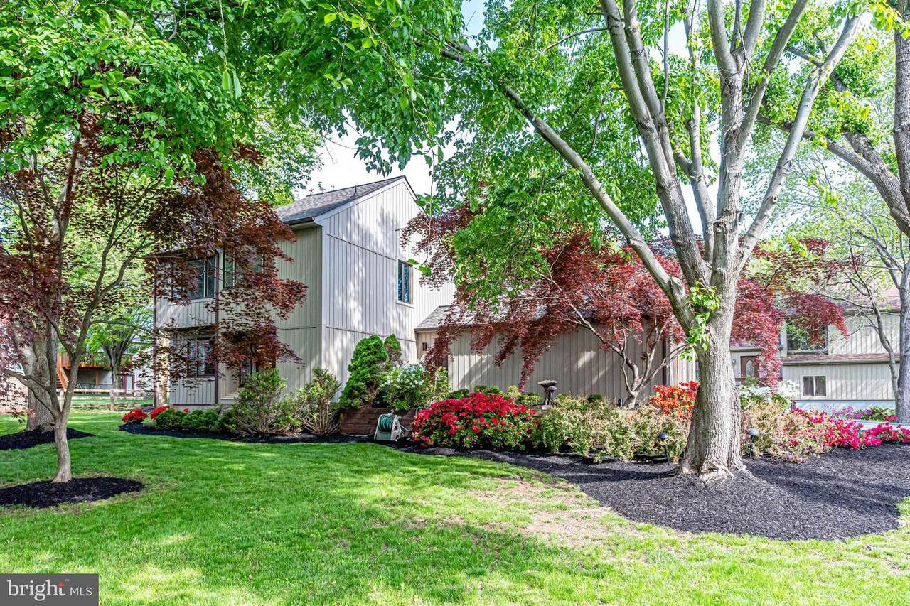 4332 Carls Court - Photo 1