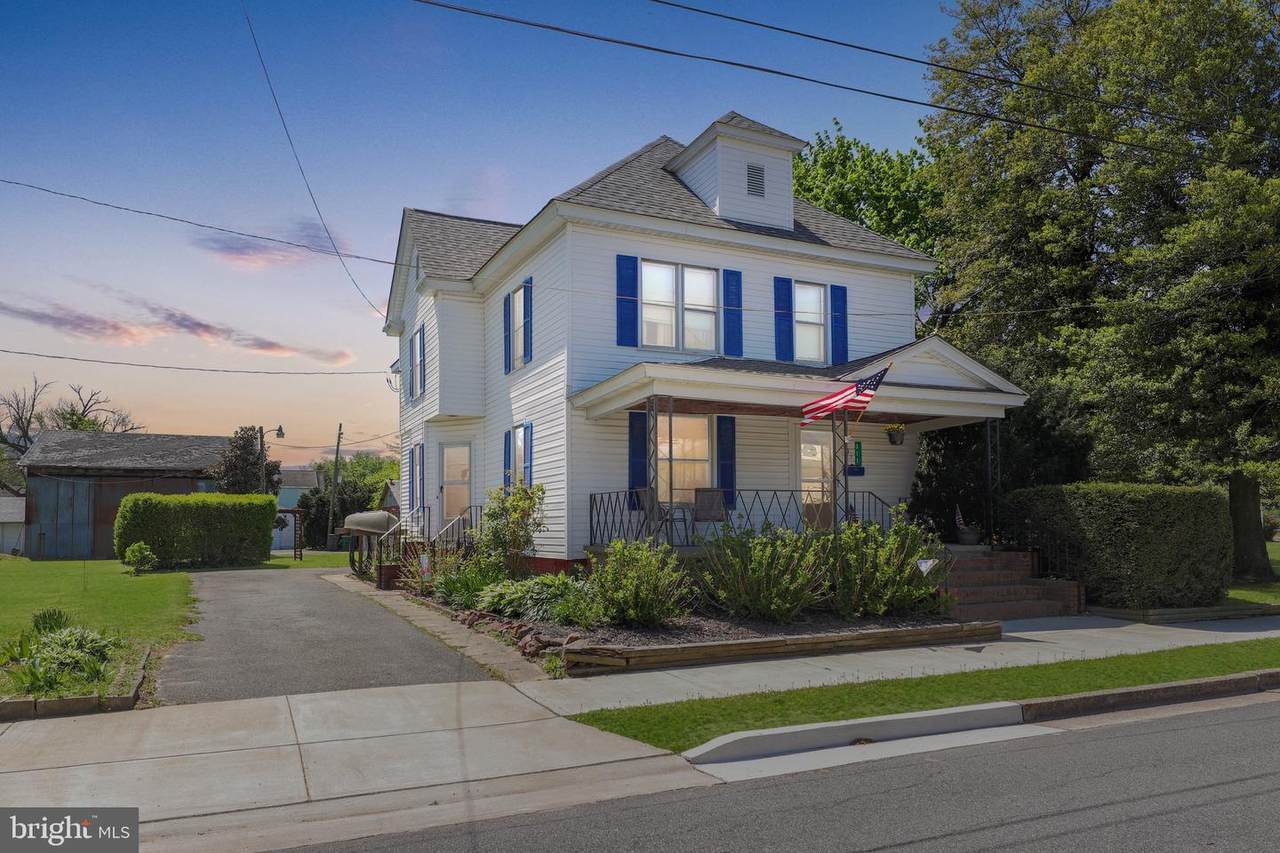 311 Walnut Street - Photo 1