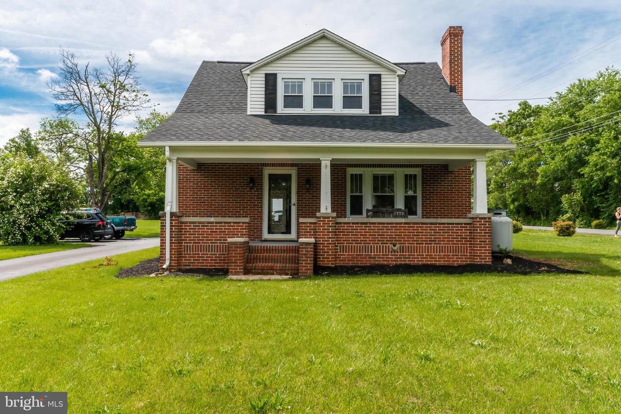 1857 Williamsport Pike - Photo 1