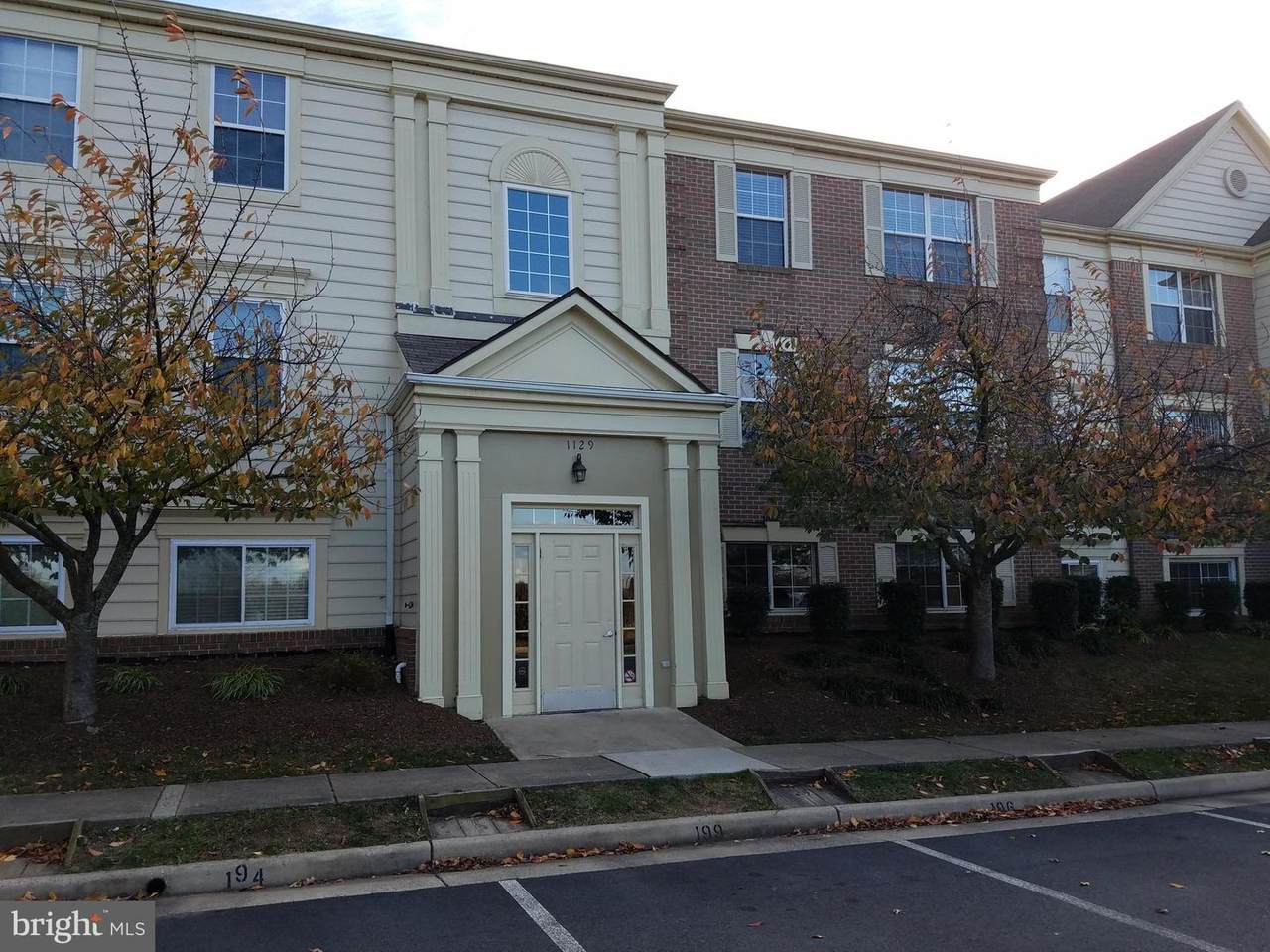 1129 Huntmaster Terrace - Photo 1