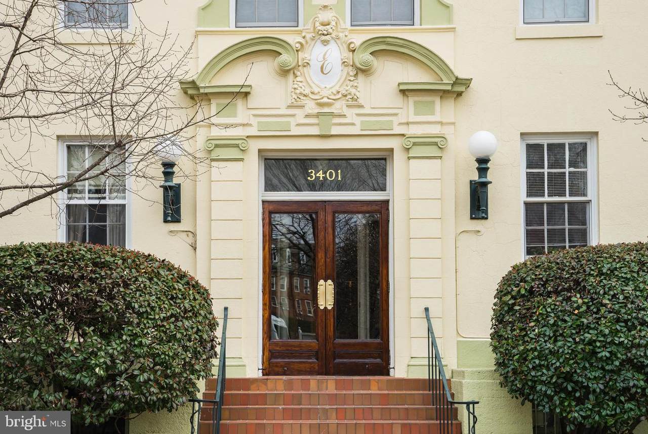 3401 Greenway - Photo 1