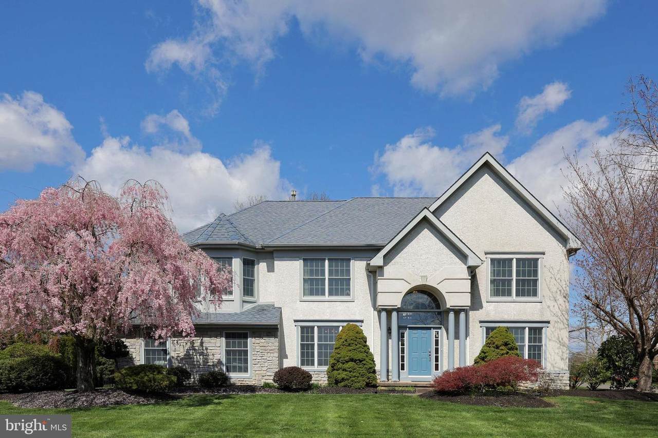 67 Kinglet Dr S - Photo 1