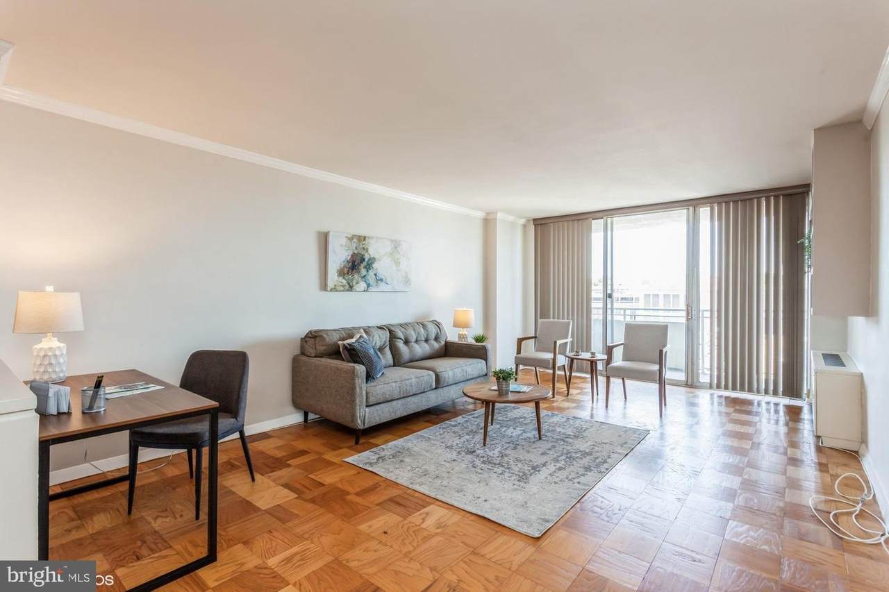 3001 Veazey Terrace - Photo 1