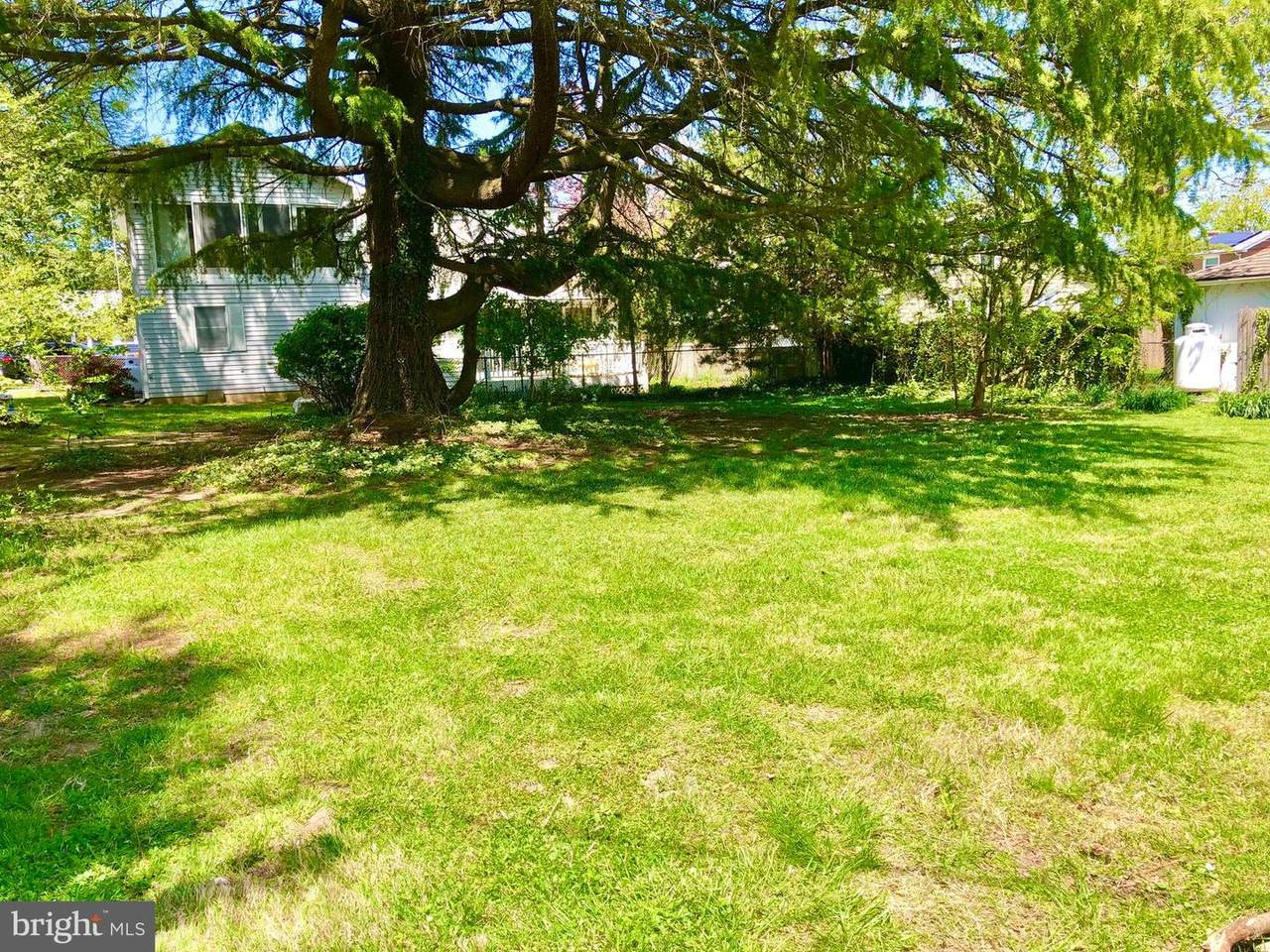 1442 Hazel Place - Photo 1