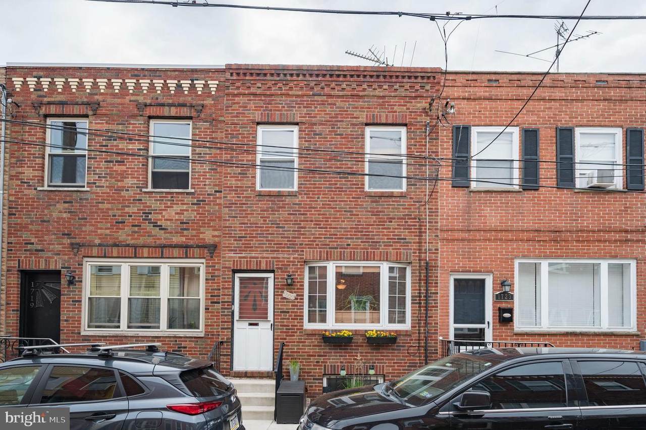 1721 Iseminger Street - Photo 1