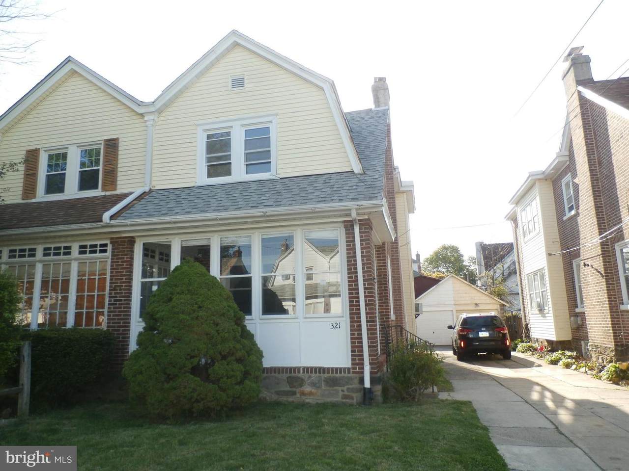 321 Mowry Street - Photo 1