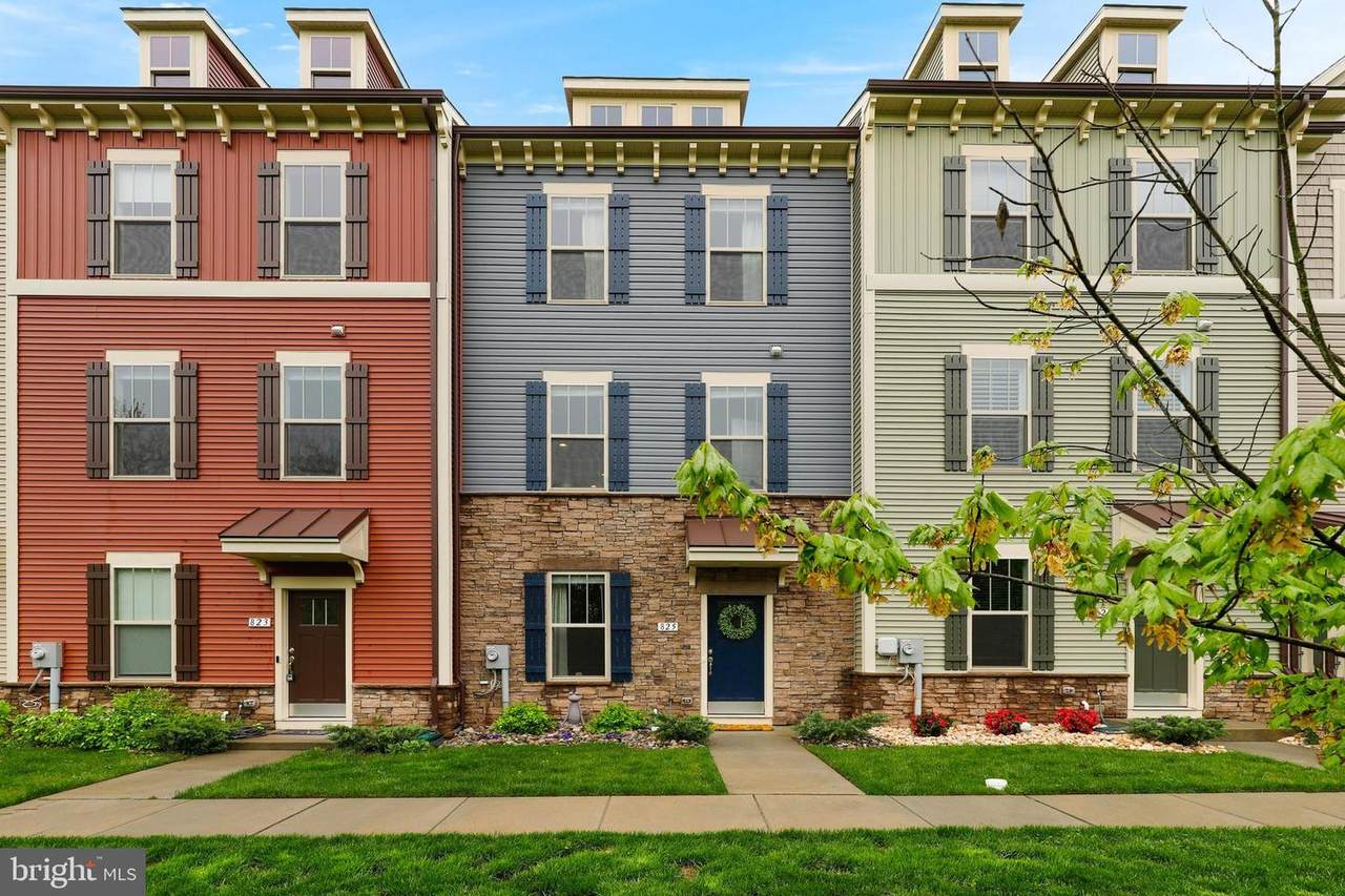 825 Badger Avenue - Photo 1