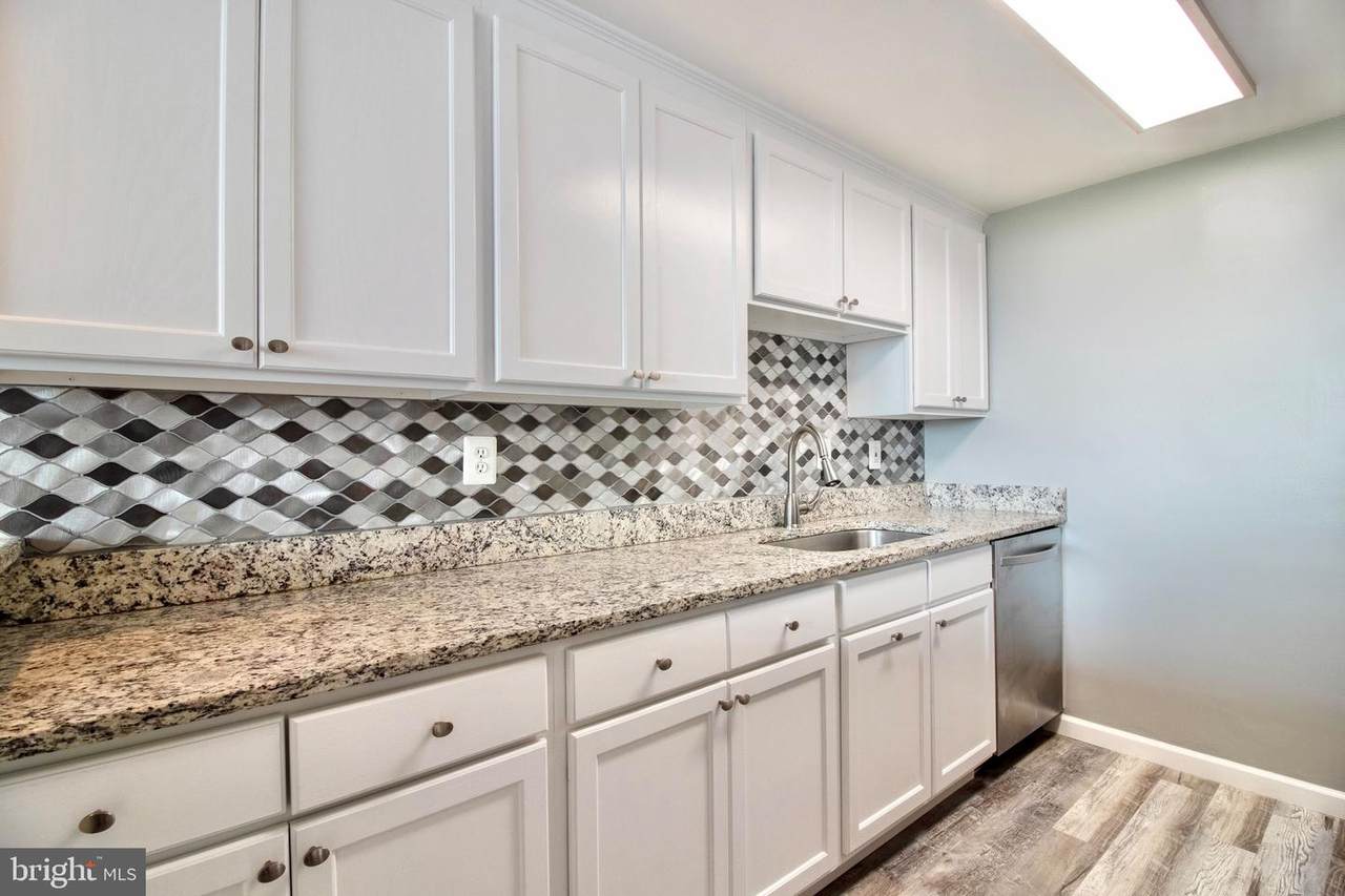 4600 Duke Street - Photo 1