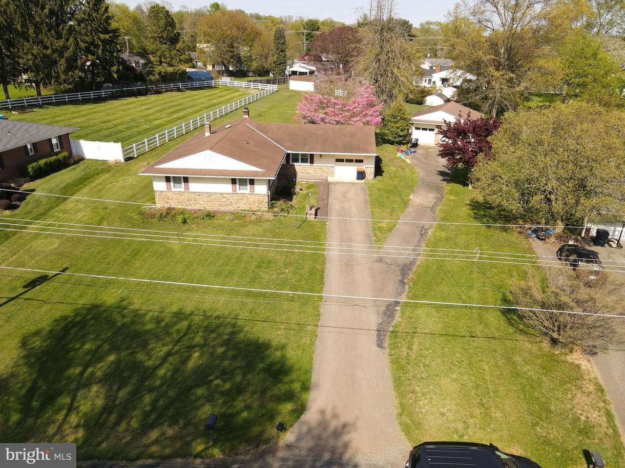 116 Sunrise Drive - Photo 1