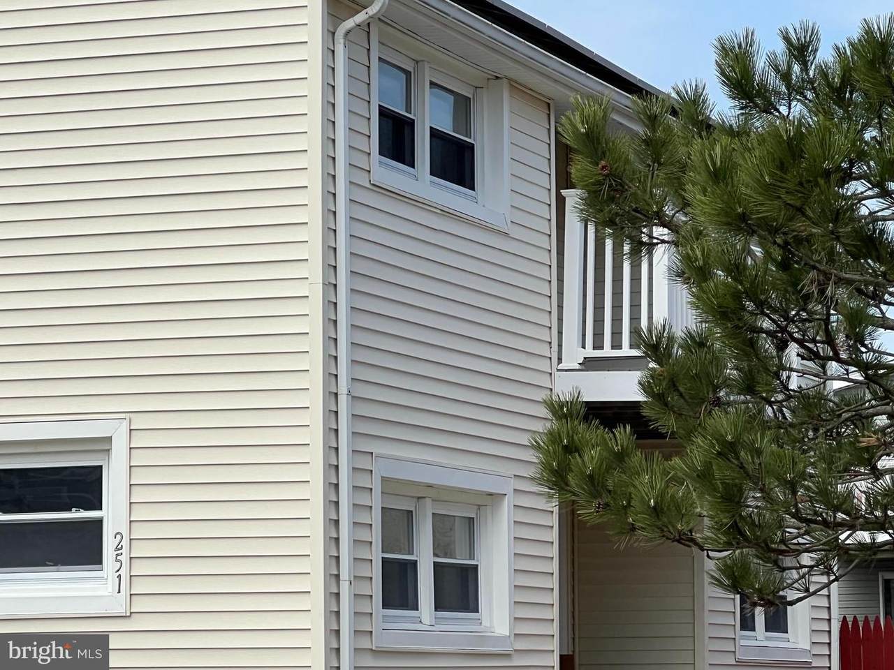 251 10TH Street - Photo 1