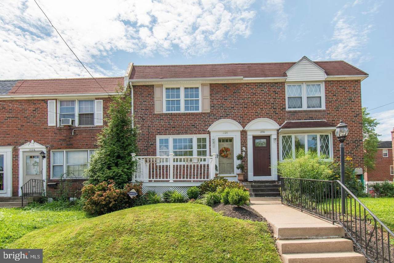 1328 Beech Street - Photo 1