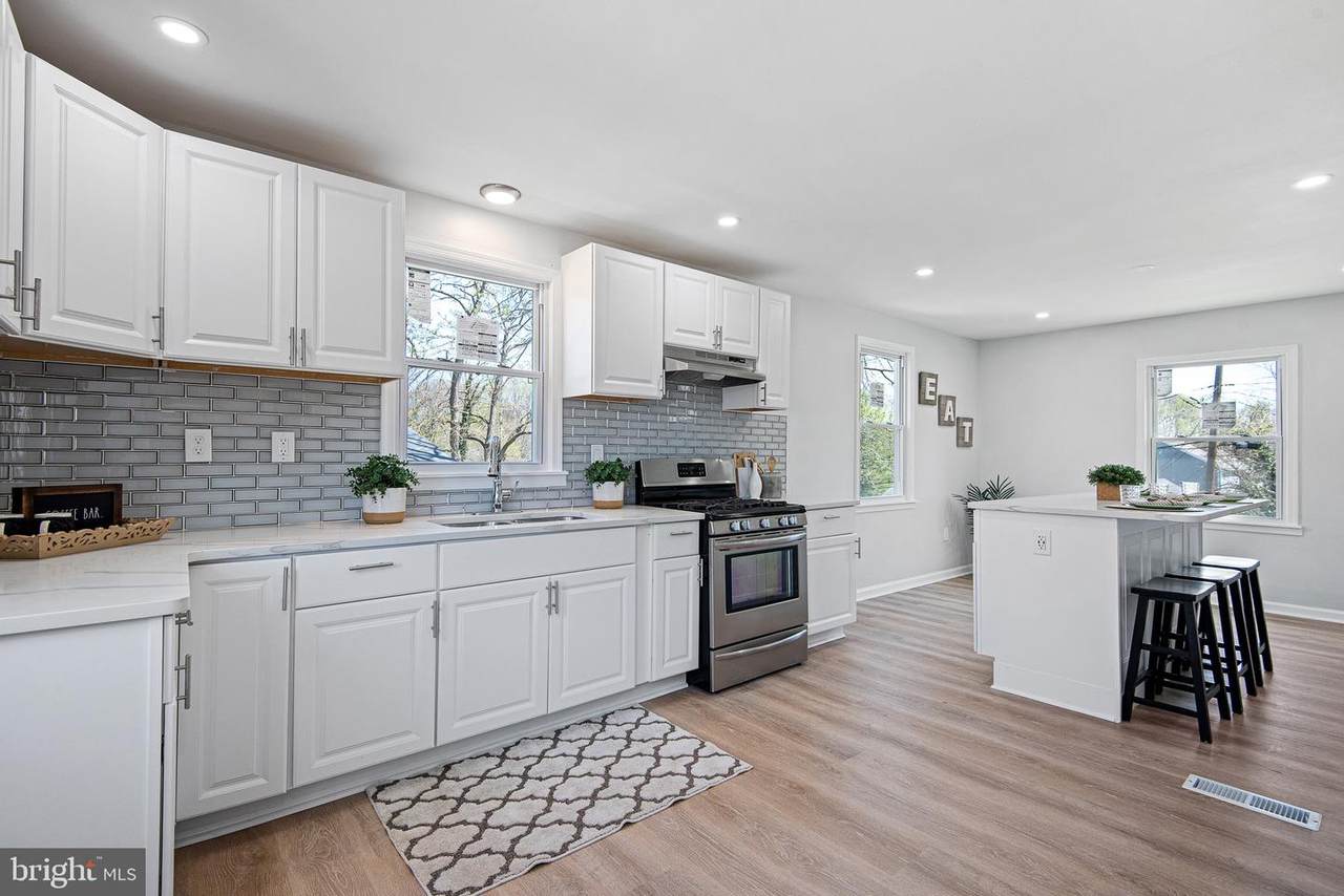 303 Washington Avenue - Photo 1