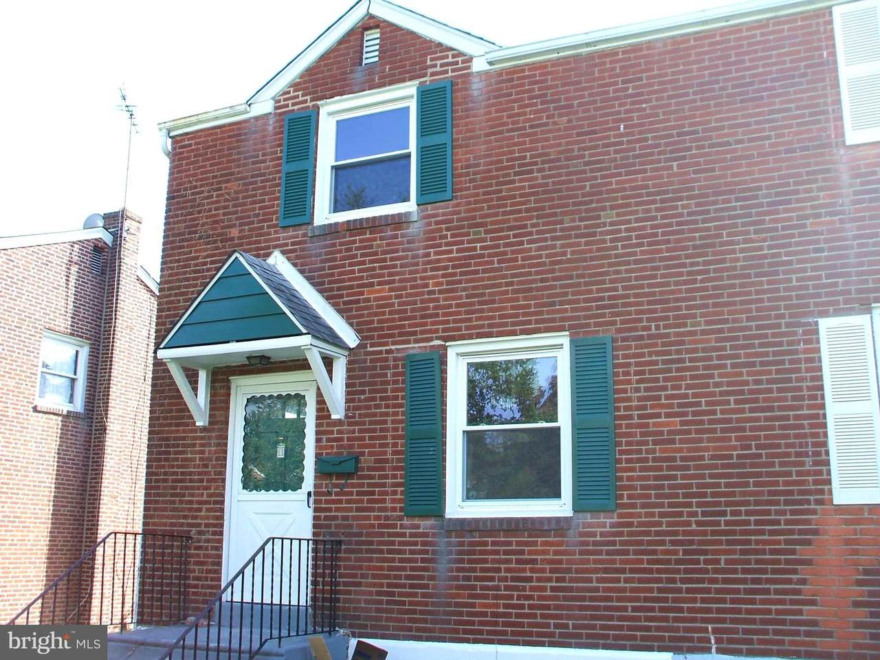 114 Foster Avenue - Photo 1