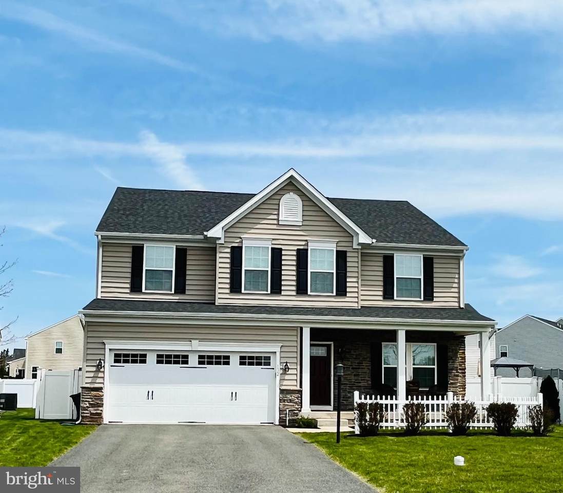 132 Garnet Drive - Photo 1