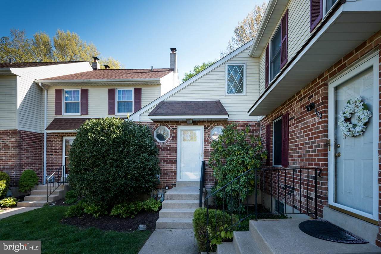 256 Old Quarry Court - Photo 1