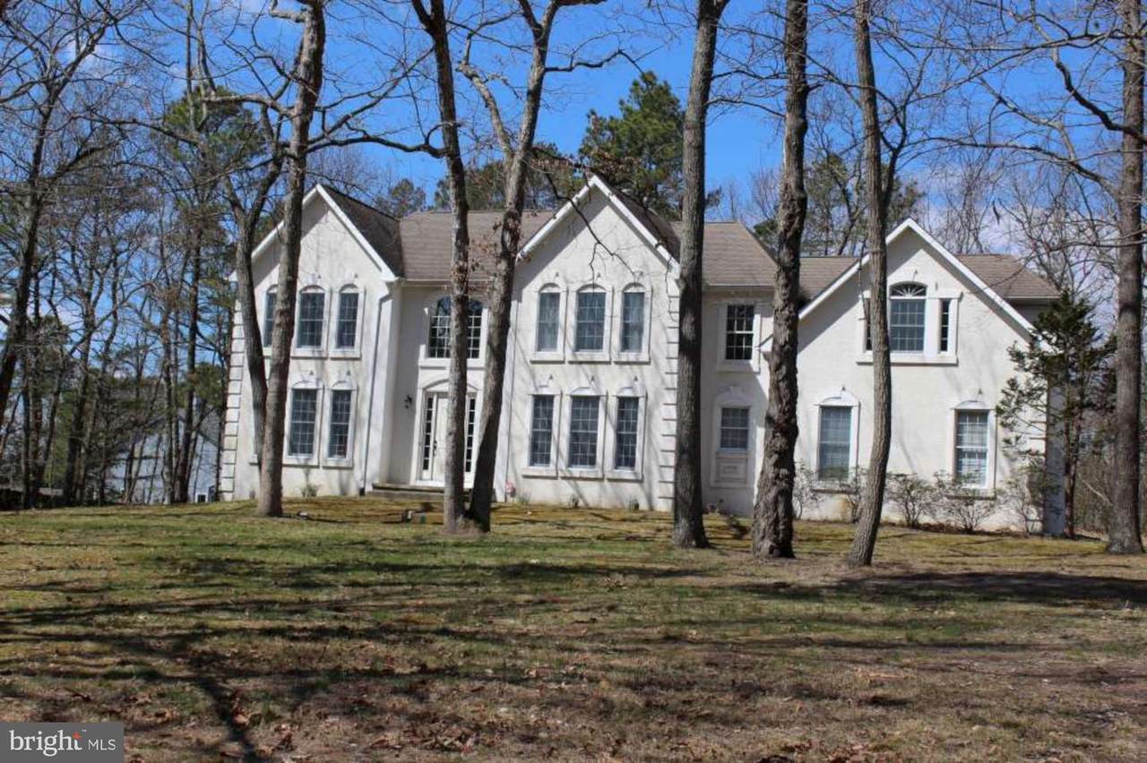 50 Constitution Drive - Photo 1
