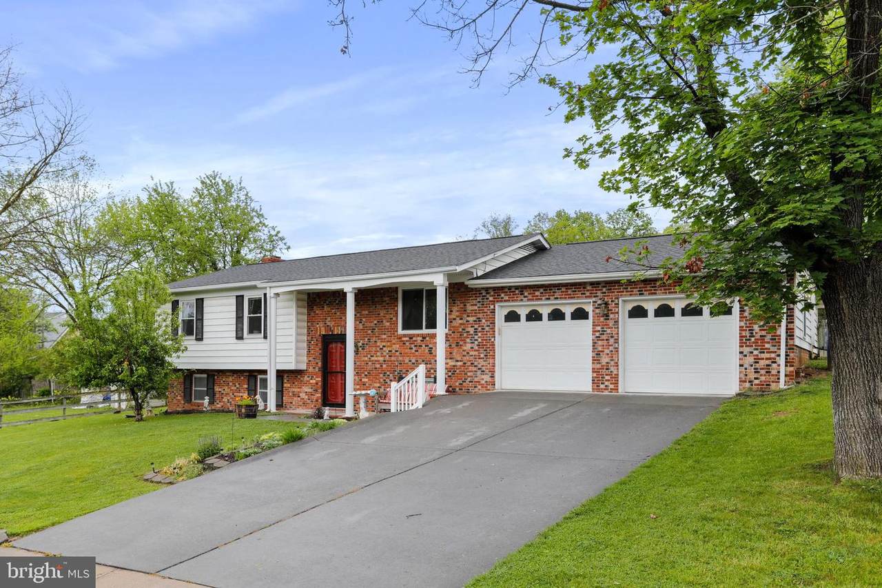 18 Fairview Avenue - Photo 1