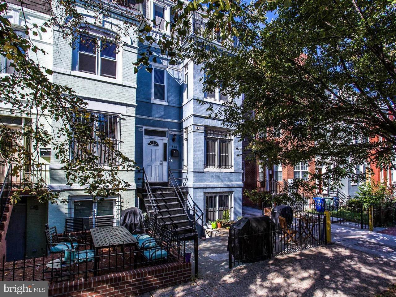 810 5TH Street - Photo 1