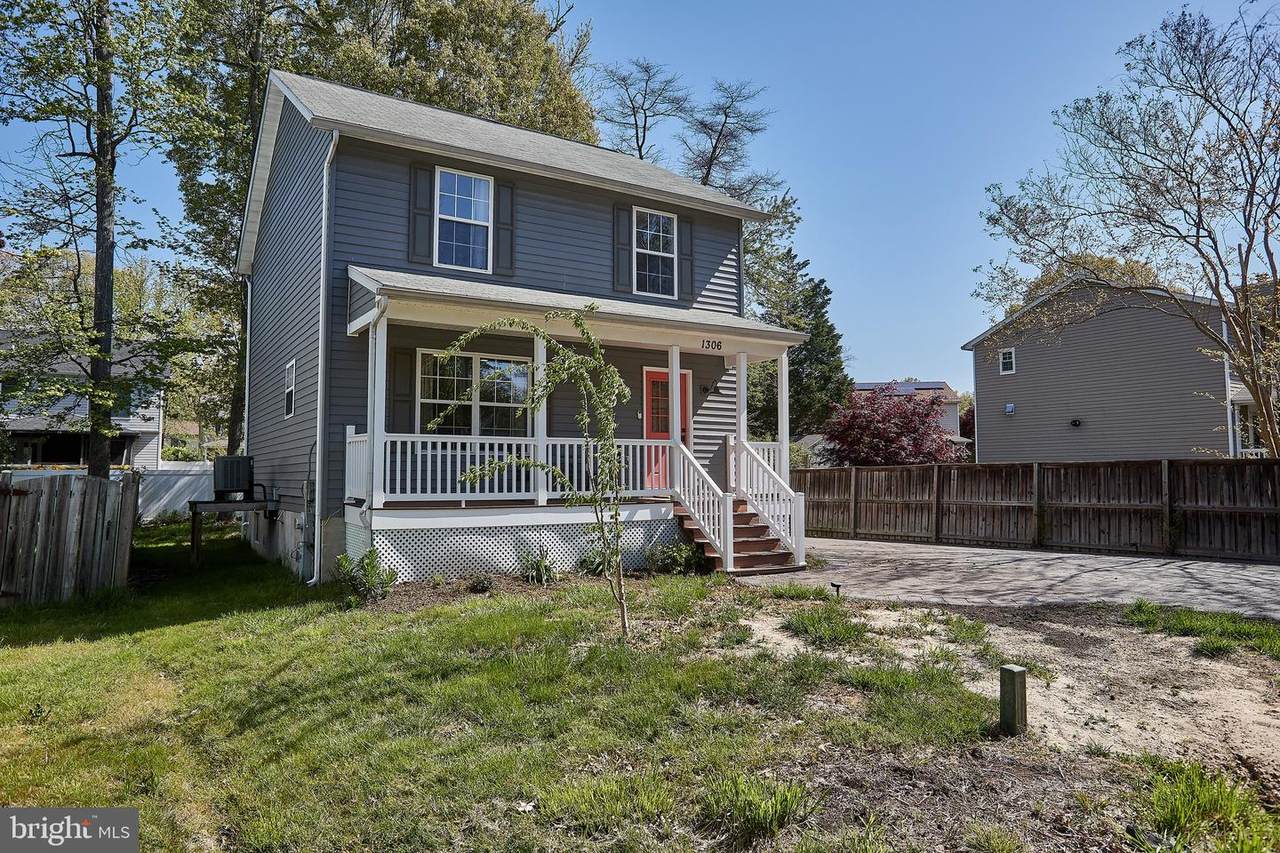 1306 Pine Street - Photo 1