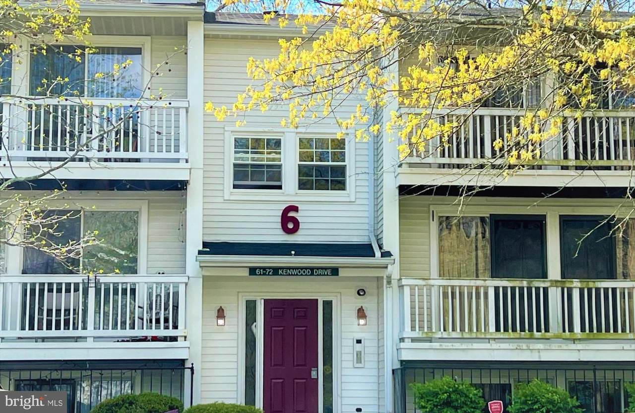 63 Kenwood Drive - Photo 1
