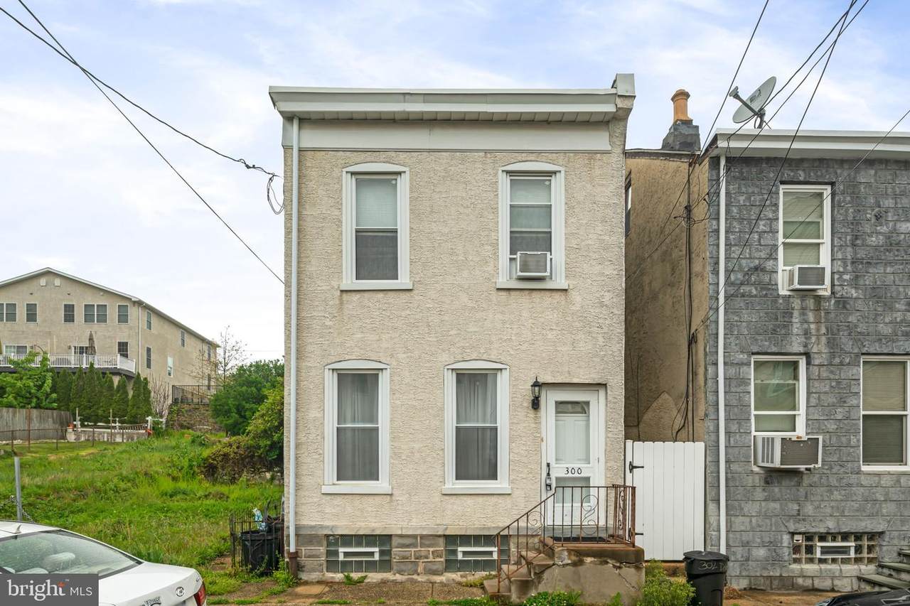 300 Delmar Street - Photo 1