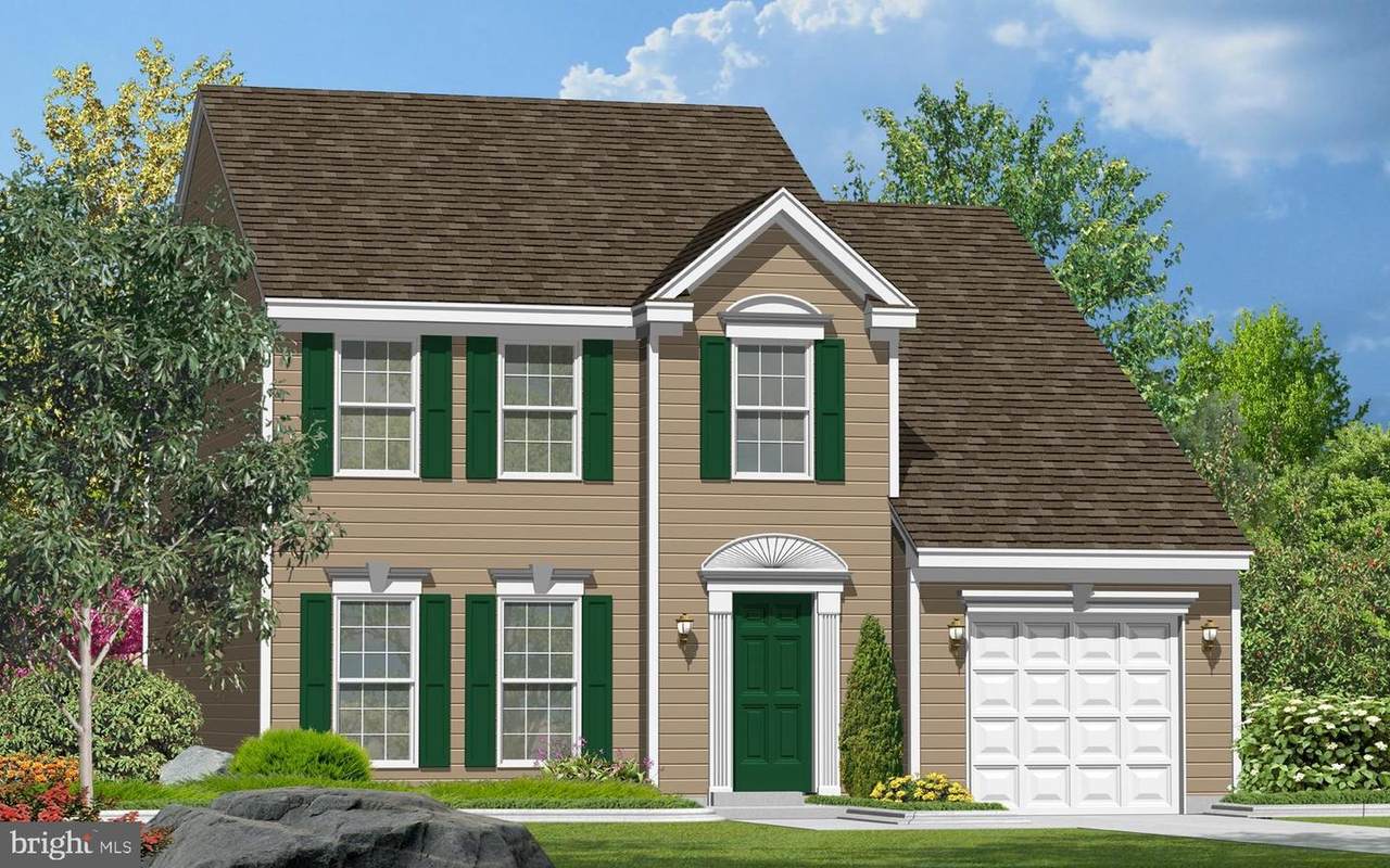 401 Maple Leaf Drive - Photo 1