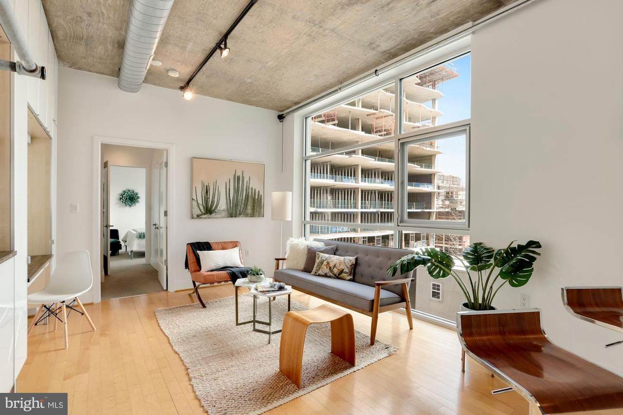 919 Florida Avenue - Photo 1